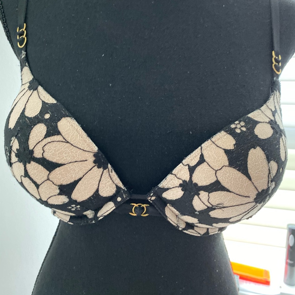 Victoria Secret Bra